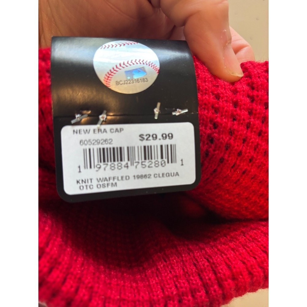 New Era Cleveland Guardians MLB Knit Waffled 19862 Beanie Navy Red Hat 60529262 - Picture 2 of 3